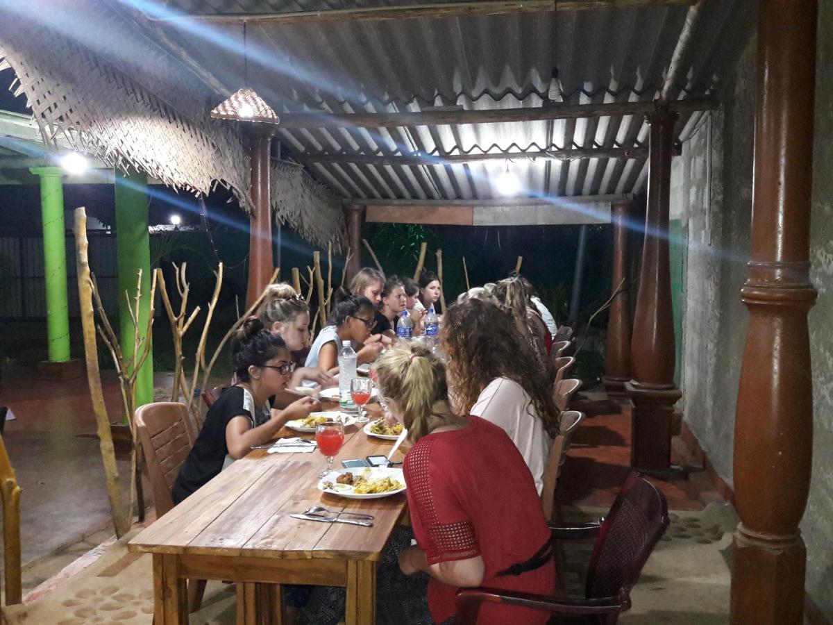 Big House Udawalawe Bed & Breakfast Luaran gambar